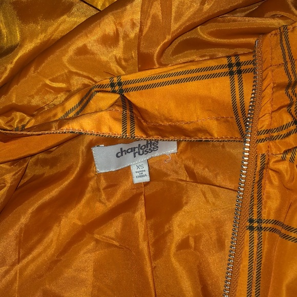 Orange jacket - Picture 5 of 5